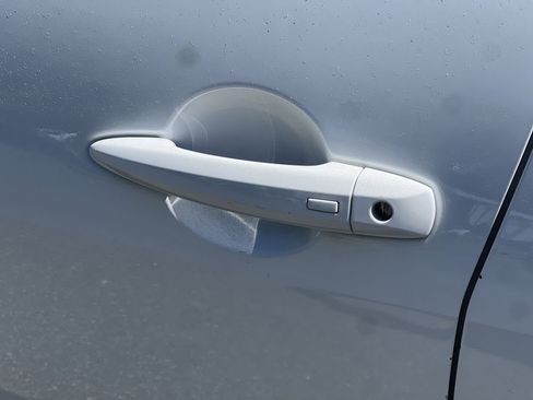 Used 2024 Nissan Sentra SV image 27