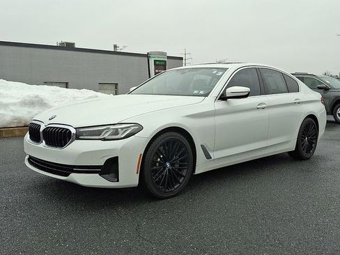 Used 2022 BMW 530i xDrive w/ Premium Package image 1