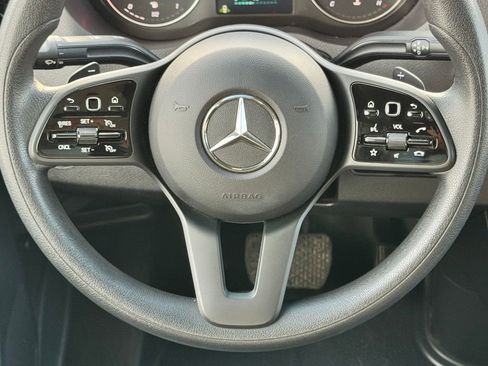 Used 2024 Mercedes-Benz Sprinter 2500 w/ Acoustic Package image 19