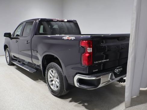 Used 2023 Chevrolet Silverado 1500 LT AWD/4WD image 5