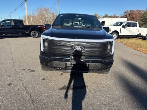 New 2025 Ford F150 Lightning Platinum image 7