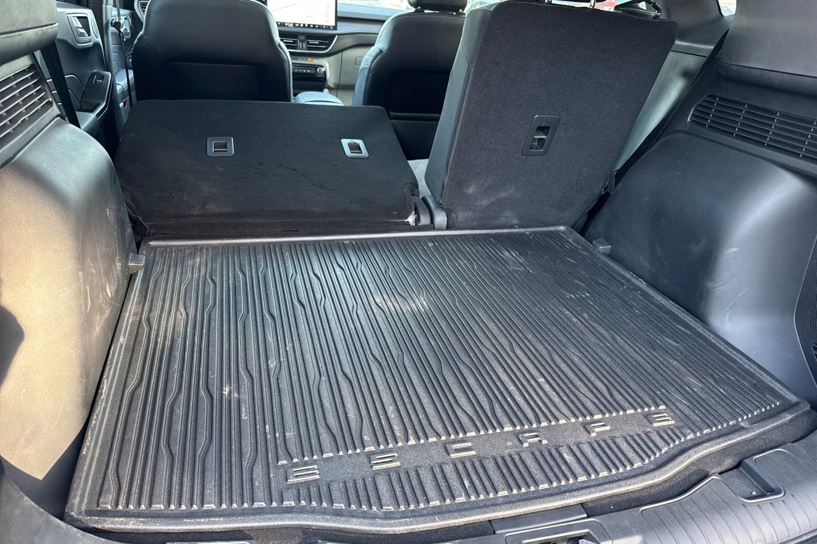 Used 2024 Ford Escape SE w/ PHEV Premium Package FWD image 15