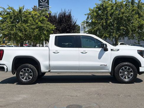 Used 2025 GMC Sierra 1500 AT4 AWD/4WD image 3