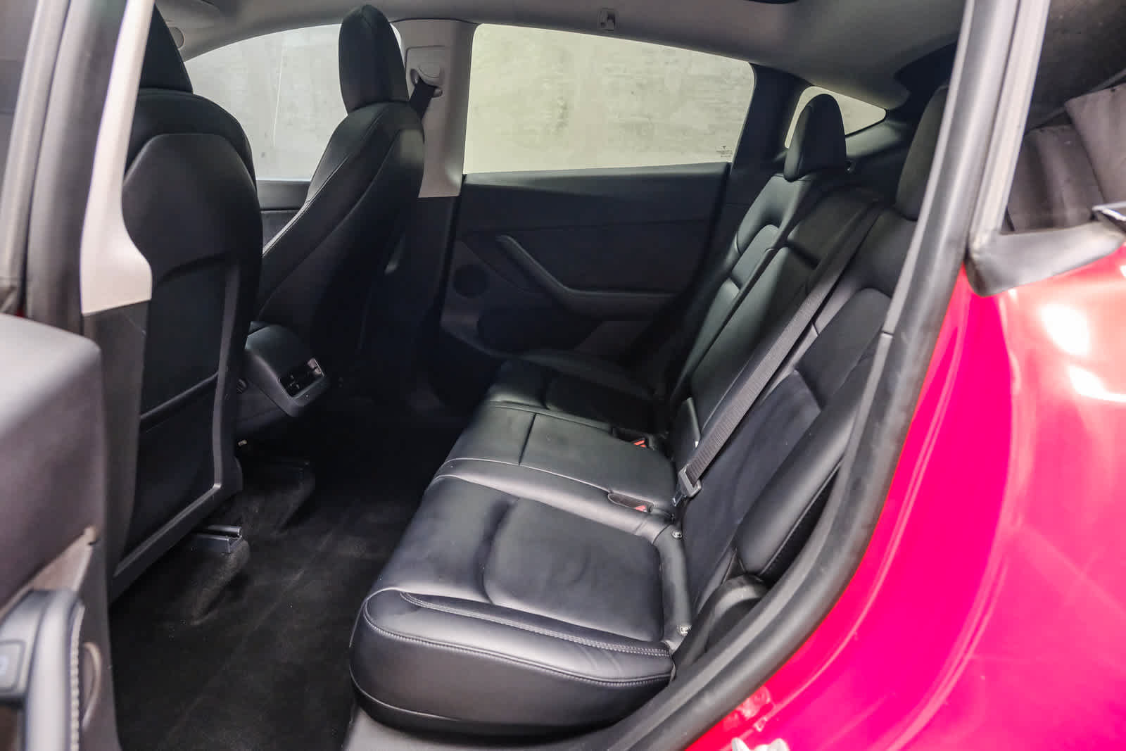 Used 2022 Tesla Model Y Long Range AWD/4WD image 22