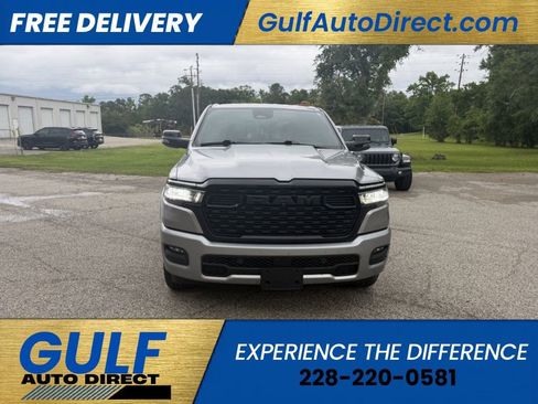 Used 2025 RAM 1500 Big Horn AWD/4WD image 2