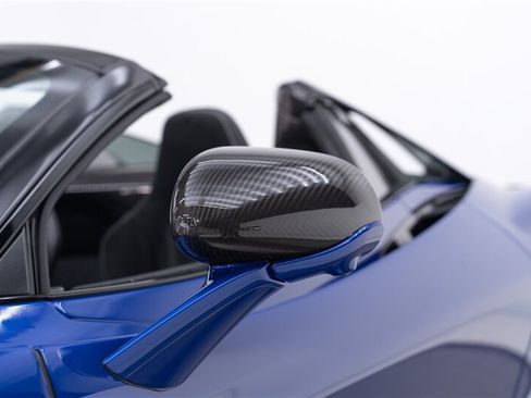 Used 2024 McLaren 750S Spider RWD image 35