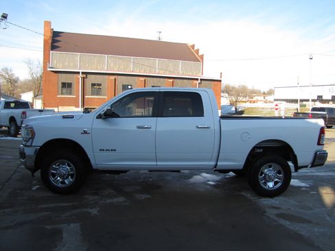 Used 2019 RAM 2500 Big Horn image 2