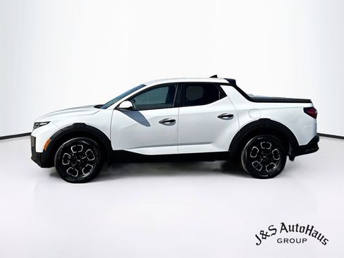 Used 2024 Hyundai Santa Cruz SE image 4