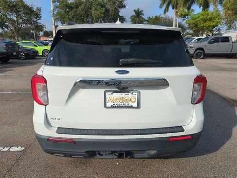 Used 2022 Ford Explorer XLT w/ Class IV Trailer Tow Package image 7