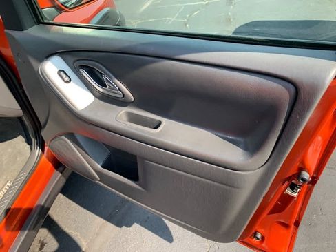 Used 2006 MAZDA Tribute I w/ Premium Pkg FWD image 23