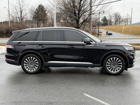 Used 2022 Lincoln Aviator AWD w/ Premium Package image 15