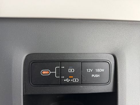 Used 2025 Hyundai Ioniq 5 Limited image 31