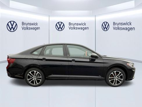 New 2026 Volkswagen Jetta Sport FWD image 4