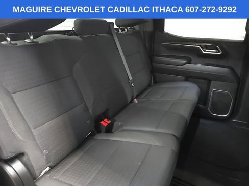 Used 2022 Chevrolet Silverado 1500 RST AWD/4WD image 16