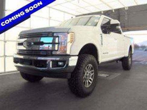 Used 2019 Ford F250 Lariat w/ Lariat Ultimate Package AWD/4WD image 1