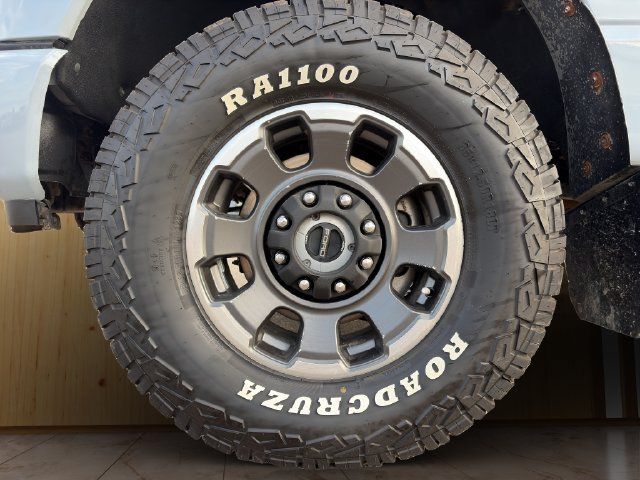 Used 2024 Ford F350 Lariat w/ Lariat Ultimate Package AWD/4WD image 24