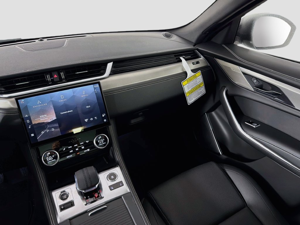 New 2026 Jaguar F-PACE R-Dynamic S AWD/4WD image 25