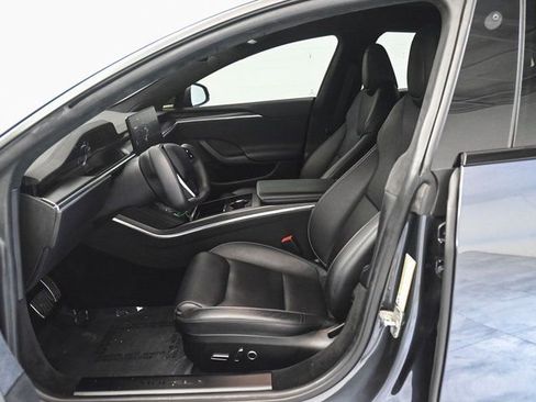 Used 2021 Tesla Model S Plaid image 22