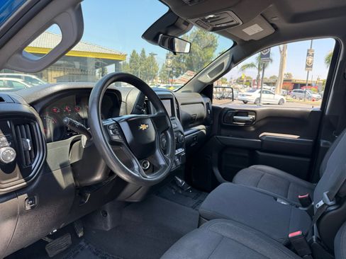 Used 2022 Chevrolet Silverado 1500 Custom image 16