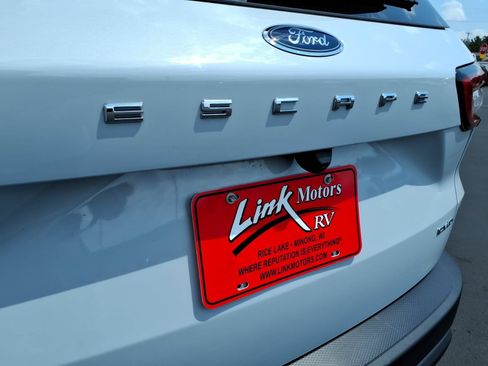 Used 2025 Ford Escape ST-Line w/ Tech Pack #1 AWD/4WD image 4