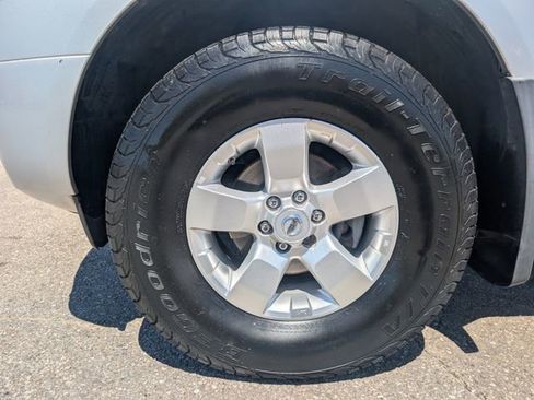 Used 2013 Nissan Frontier SV AWD/4WD image 26