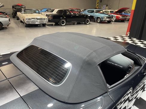 Used 2012 Chevrolet Corvette Convertible w/ 4LT Preferred Equipment Group image 15