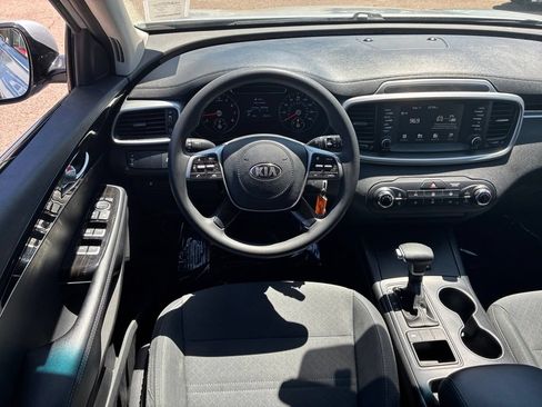 Used 2020 Kia Sorento L FWD image 15