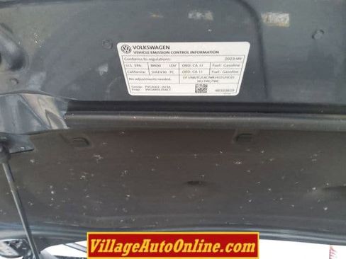 Used 2023 Volkswagen Tiguan SEL R-Line image 42