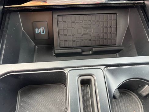 Used 2023 Ford F150 Lariat w/ Equipment Group 502A High image 40