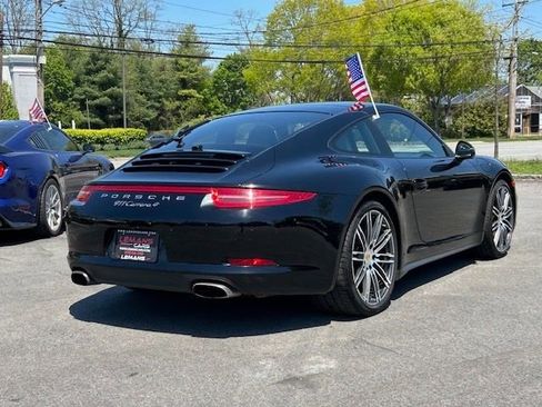 Used 2016 Porsche 911 Carrera 4 AWD/4WD image 5