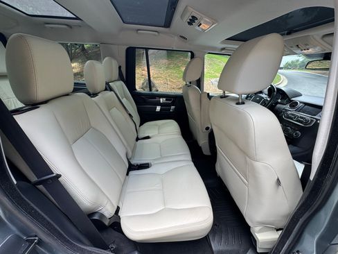 Used 2015 Land Rover LR4 HSE LUX AWD/4WD image 23
