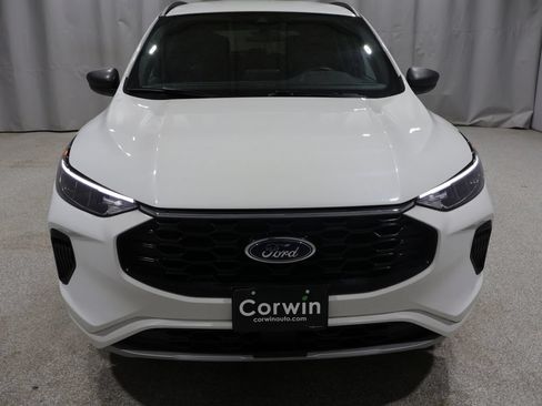 Used 2024 Ford Escape ST-Line AWD/4WD image 8