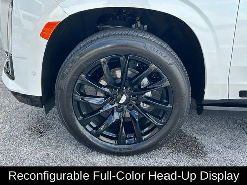 Used 2024 Cadillac Escalade ESV Sport Platinum w/ LPO, ONYX Package image 34