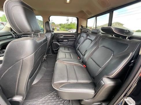 Used 2020 RAM 1500 Laramie AWD/4WD image 19