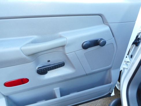 Used 2007 Dodge Ram 2500 Truck ST w/ Trailer Tow Group image 15