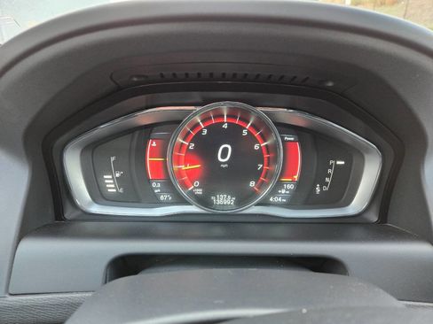 Used 2015 Volvo XC60 T5 Premier image 44