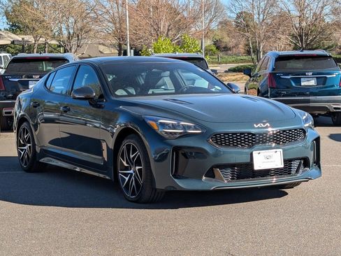 Used 2022 Kia Stinger GT-Line w/ Sun & Sound Package AWD/4WD image 8