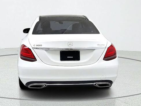 Used 2019 Mercedes-Benz C 300 4MATIC Sedan image 4