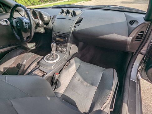 Used 2004 Nissan 350Z Touring image 15