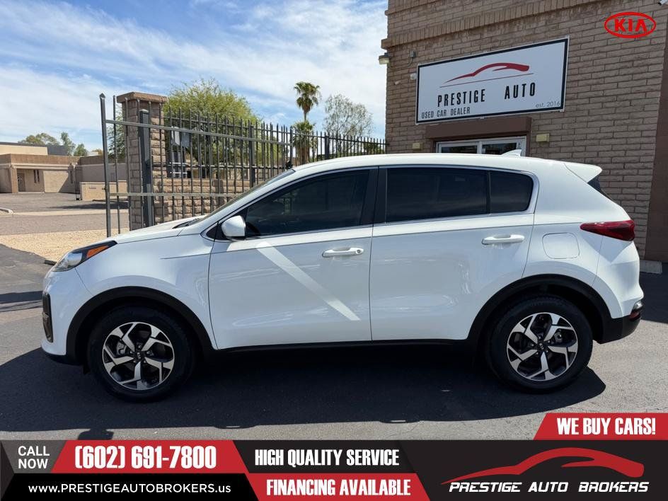 Used 2020 Kia Sportage LX FWD image 3