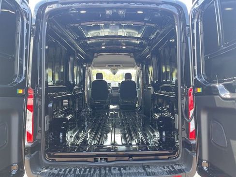 New 2026 Ford Transit 250 148 Medium Roof Extended AWD image 23