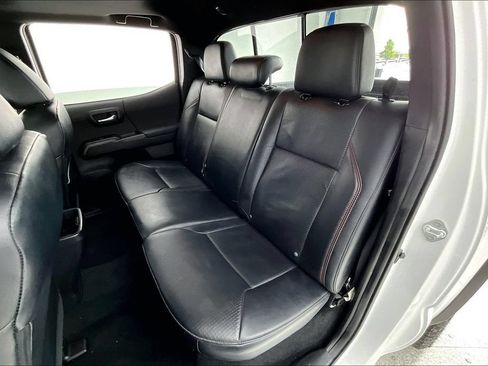 Used 2023 Toyota Tacoma TRD Pro AWD/4WD image 32