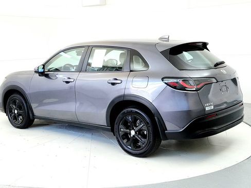 Used 2023 Honda HR-V LX image 4