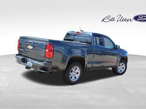 Used 2020 Chevrolet Colorado LT w/ LT Convenience Package RWD image 5