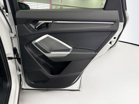 Certified 2024 Audi Q3 2.0T Premium Plus image 25