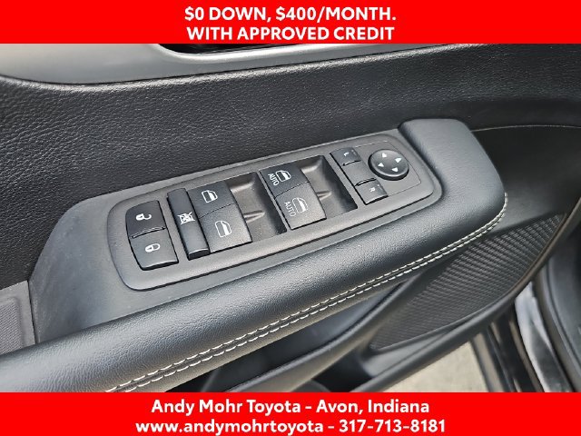 Used 2024 Chrysler Pacifica Limited FWD image 12