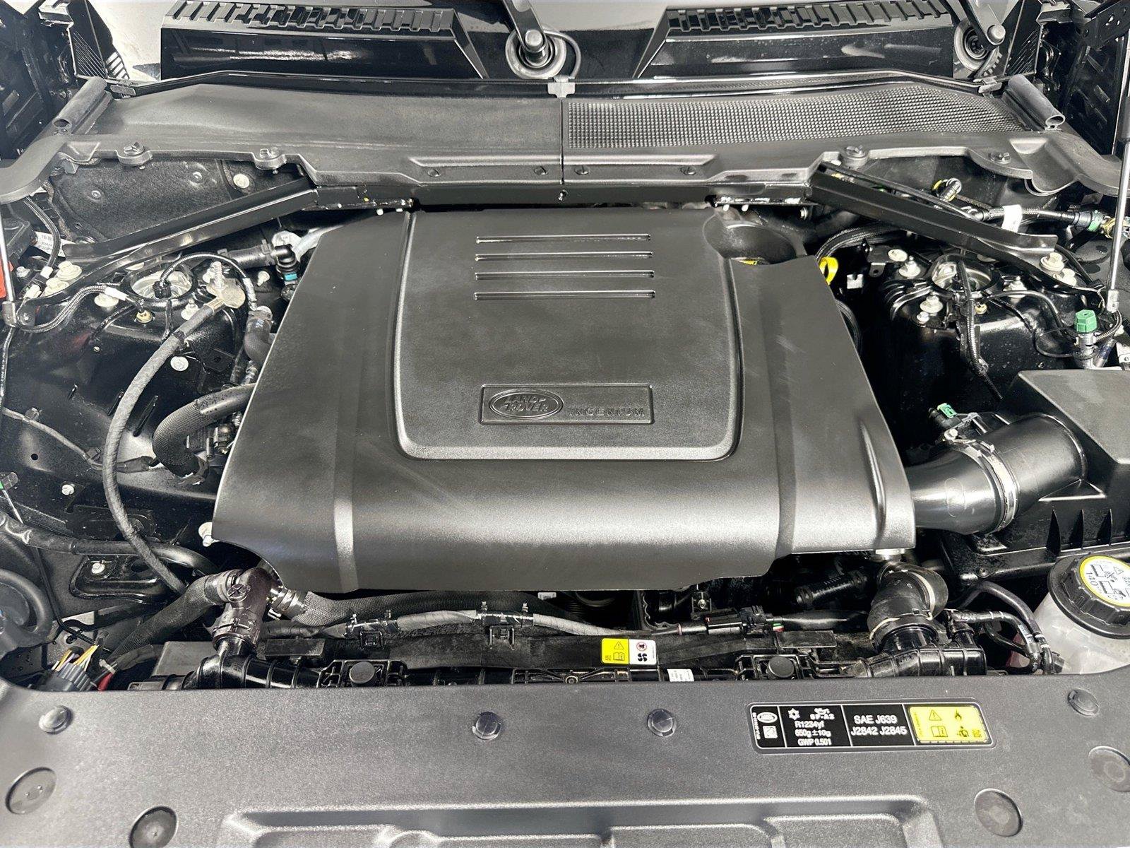 Certified 2025 Land Rover Defender 110 S AWD/4WD image 32