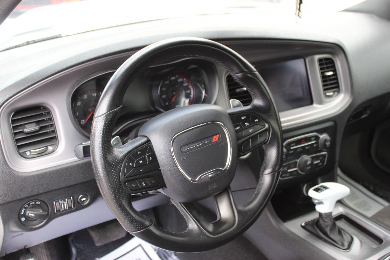 Used 2023 Dodge Charger R/T w/ Blacktop Package RWD image 22