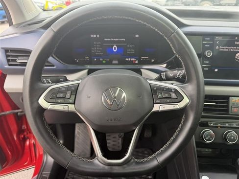 Used 2022 Volkswagen Taos SE image 25