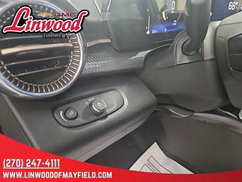 New 2026 Chevrolet Trax ACTIV w/ Driver Confidence Package FWD image 16